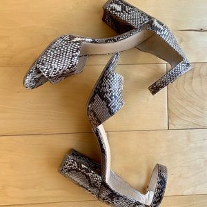 Jessica Simpson 3” Block Heels